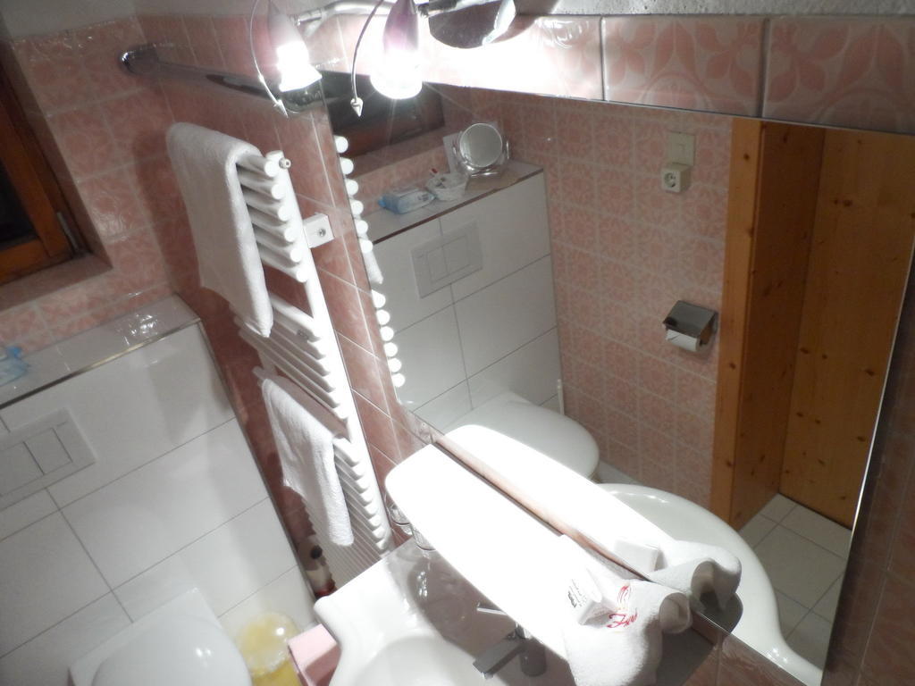 Haus Brunneck Apartment Warth  Cameră foto
